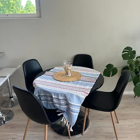 Loma-asunto Fiiliksellae * Hanko